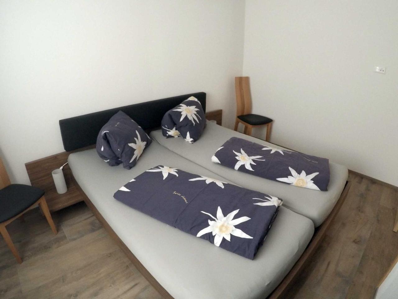 Appartement Haus Baracca à Vella Extérieur photo